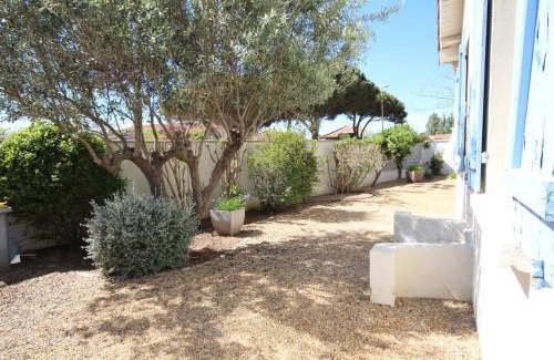 Portiragnes-Plage Villa | Adorable maison de vacances plain pied au coeur de la station et proche des plages 4 chambres, jardin, WIFI, LXDUNE1
