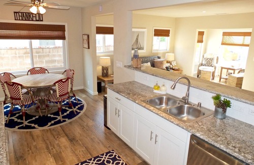 Naples House | Adorable Naples Island Retreat