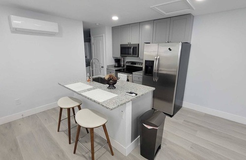 St. Petersburg - Clearwater Apartment | Adorable New Remodel Cozy E Guesthouse to Stay