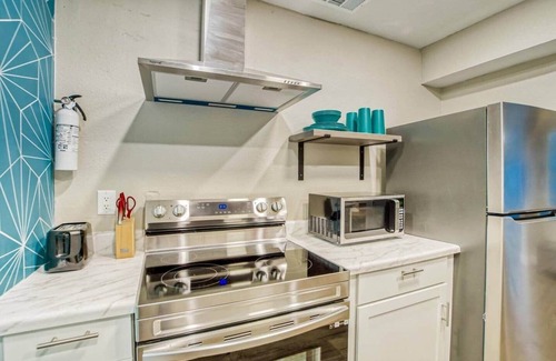 Tampa House | Adorable Oasis | Pool + Arcade | Ace Location