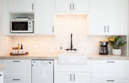 Del Mar House | Adorable Octopus Hideaway: 2 min walk to the beach!