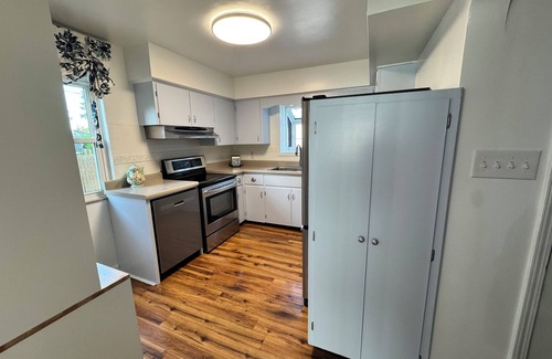 Fort Wayne House | Adorable, Peaceful Retreat In Premier Fort Wayne Location, Sycamore House