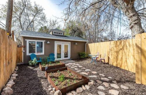 East Central Villa | Adorable & Pet Friendly-Close to U and Downtown!