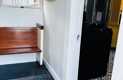 Dedham Cottage | Adorable private cottage with lake views and access.