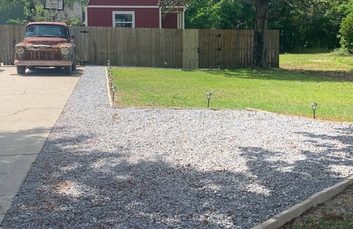 Gulf Breeze Apartment | Adorable private studio-style guesthouse! 15 min from beaches!