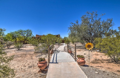 Casa Grande House | Adorable Relaxing Casita with private entry&porch