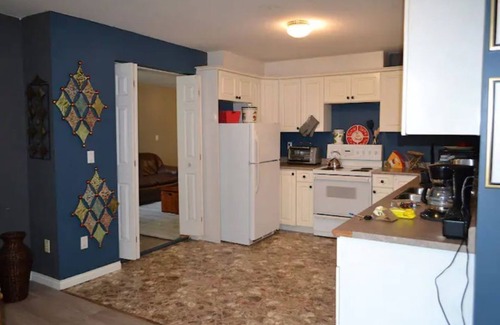 West Newton - Highway 10 House | Adorable spacious 1 bdrm suite