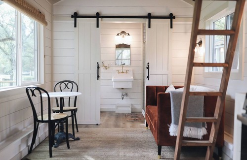 Cool Apartment | Adorable tiny home on a mini farm in Gold Country