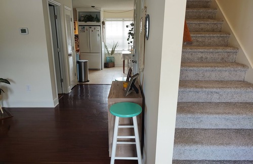 Charleston House | Adorable townhouse on James Island.nStocked kitchen & private outdoor courtyard.