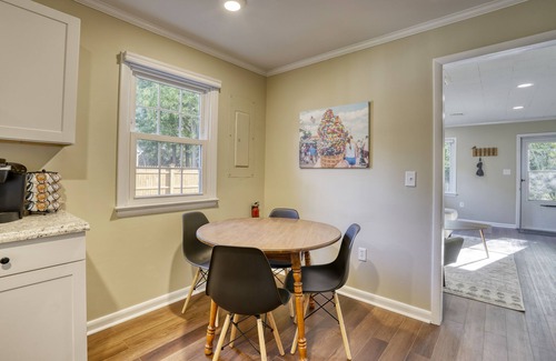 Queen Anne House | Adorable two-bedroom retreat close to Easton, Denton, Centreville