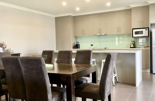Waterhouse Villa | Adore 6 Villa centrally located Villa