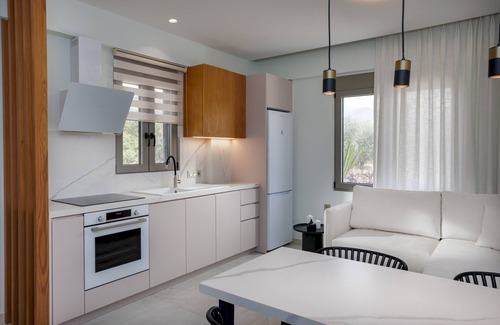 Perama House | Adore White Natural Retreat by Estia