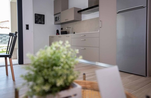 Poo Apartment | Adosado-duplex Marea Baja 1; Zona Playa, Ideal Familias, Parejas y Amigos