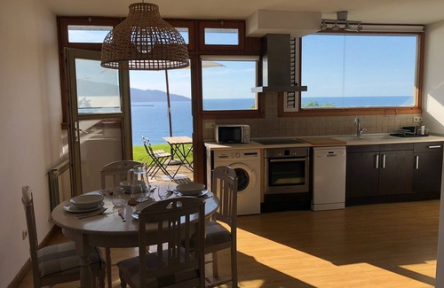 Ibarranguelua House | Adosado en la Costa con Excelentes Vistas al Estuario de Urdaibai