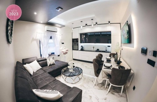 Trn Apartment | Adria Centar Koćuša - Luxury Two Bedroom Apartment (5+1)