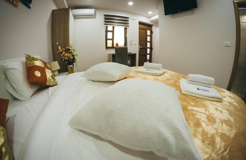 Trn House | Adria Centar Koćuša - Double Room with Pool View 23