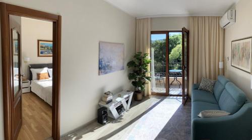 Trebesinj Apartment | Adria Montenegro Seaview