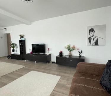 Turda Apartment | Adriana home