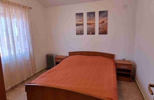 Bar House | Adriatic coast, vacation home in Montenegro, also for large families and dog lovers