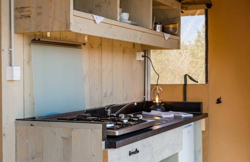 Donje Selo Villa | Adriatic Heritage Glamping No.1