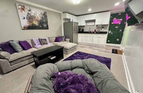 Putnam Apartment | Adult Playhouse Pardise W/Firepit, Loft Bed & Hidden Door