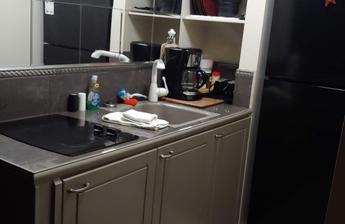 Sedgefield Apartment | Adult Retreat - Great Location - Guest Suite with Luxe Amenitiesn