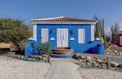 Santa Cruz House | Adults-Only Casita w/King Bed, Pool, BBQ & Nature Views Near Aruba Nat’l Park!