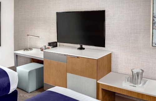 Gateway District House | Adventure Awaits! 3 Great Units On Strip, 2 Pools, Casino, FREE Parking!