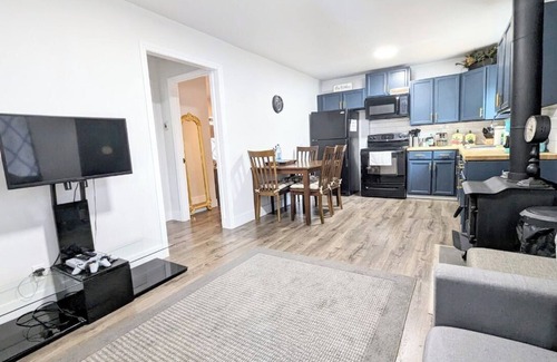 Middletown Cabin | Adventure Awaits: Newly Renovated Cabin Just Minutes Away from Outdoor Fun