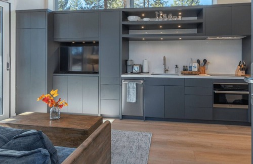 Truckee Cabin | Adventure Cabin 37 - Luxurious Adventure Cabin