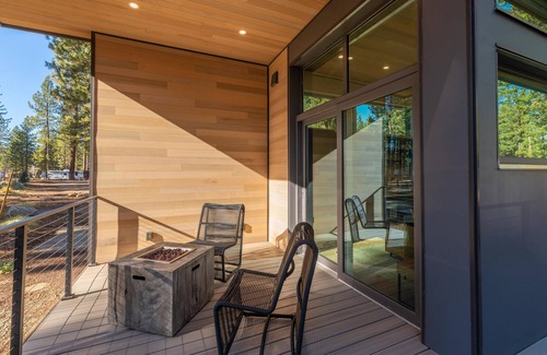 Truckee Cabin | Adventure Cabin 63 - Luxurious Adventure Cabin