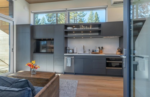 Truckee Cabin | Adventure Cabin 71 - Luxurious Adventure Cabin