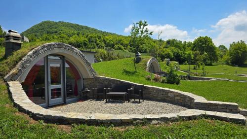 Hoçë e Qytetit House | Adventure Camping Kosovo