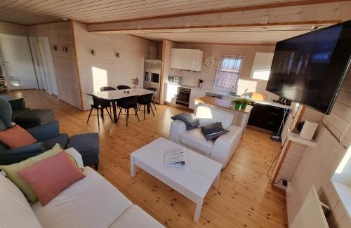 Reykholt House | Adventure Eagle Cottege