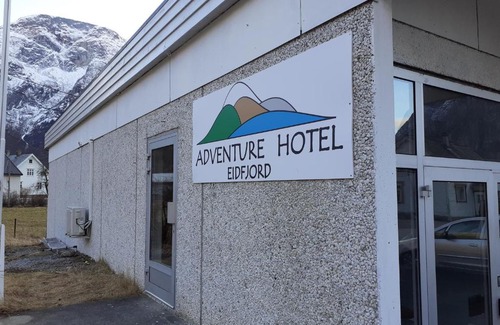 Ovre Eidfjord Resort | Adventure hotel & GuestHouse Eidfjord NEW