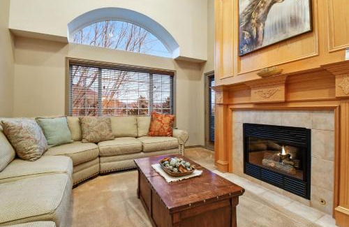 Midway Apartment | Adventure Hub-Ski Resorts, Backcountry & Park City 3203 condo