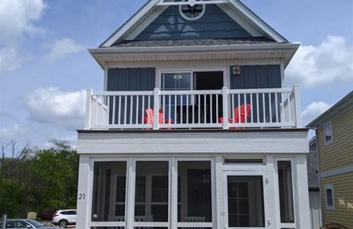 Ottawa House | Adventure Inn #21