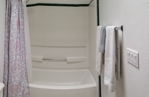 Silver Springs House | Adventure Launchpad | ATV & RV Parking, Firepit | Private Tanning Bed