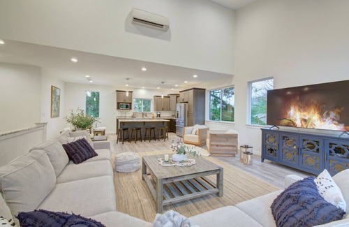 Sedro-Woolley House | Adventure-Ready Luxury – Gateway to Trails, Peaks & Panoramas