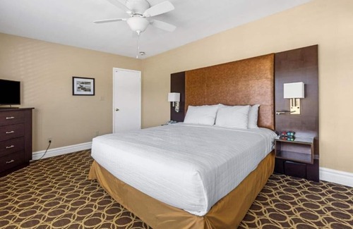 Corte Madera Hotel | Adventure-Ready | Near Golden Gate | Outdoor Pool | Free Parking | 4 Units
