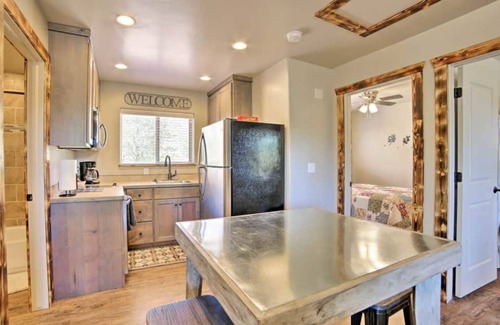 Moab South Valley House | Adventure-ready stay with garage, balcony sunsets & dog-friendly comfort