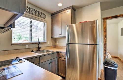 Moab South Valley House | Adventure-ready stay with garage, balcony sunsets & dog-friendly comfort