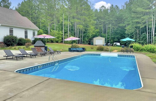Lemon Springs House | Adventure with 23 ac property Home