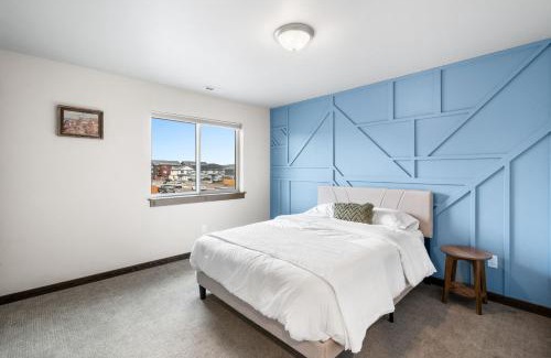 Bozeman House | AdventureHaus