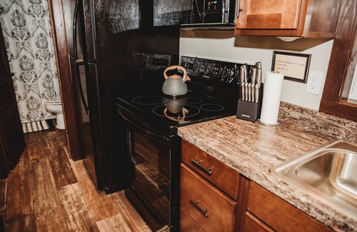 Tracy City Cabin | Adventurer at The Retreat at Water's Edge