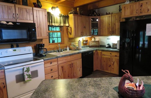 Helmsburg Cabin | Adventurewood Luxury Log Cabin - Hot Tub, Fireplace, Pool Table