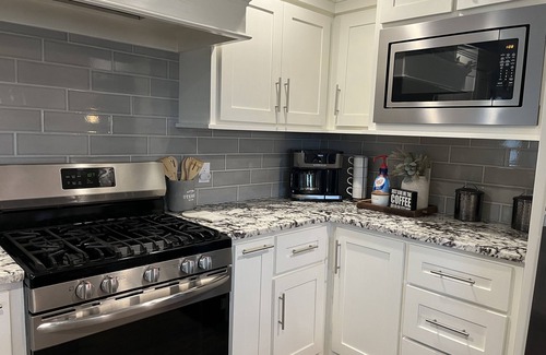 Amarillo House | Adversity Home - Open Concept, Firepit and Pacman Machine. Close to I-40/Airport