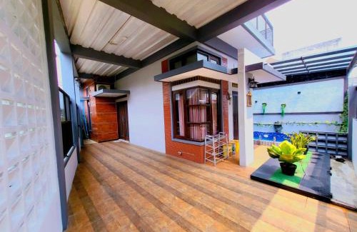 Dinoyo Villa | Adyvan Villa