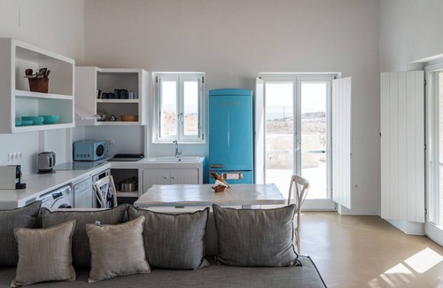 Piso Livadi Villa | Aegean Feelings