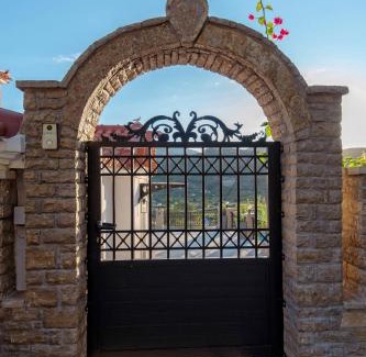 Karlovassi Villa | AEGEAN HORIZON villa